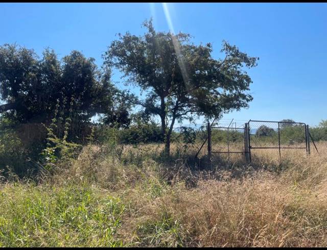 LAND FOR SALE IN LEBOWAKGOMO ZONE A